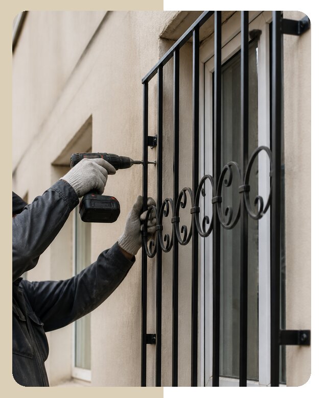 Установка металлических решеток на окна и двери в Петропавловске-Камчатском